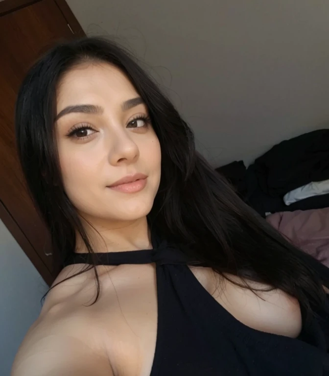 hair blonde, greeneyes, breasts big