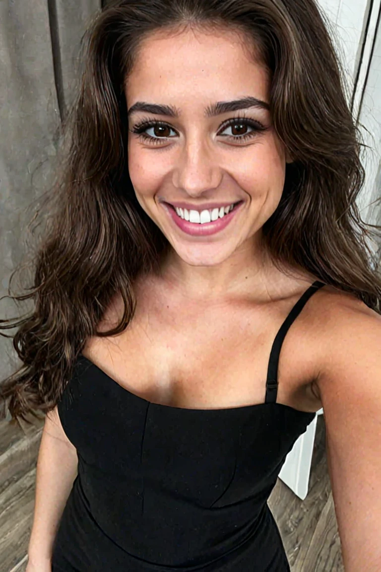 1mujer, (realista:0.75), brown hair, Cabello largo, ojos negros, feliz,selfie,wearing black night dress,night time