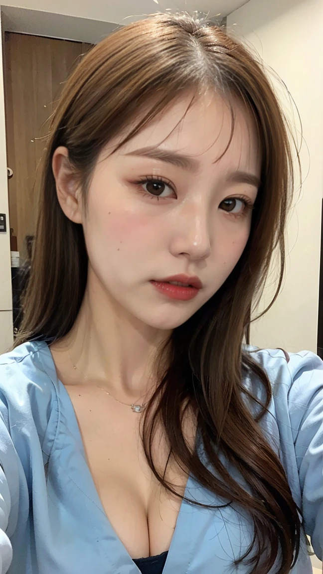(Highest quality、8k、32K、masterpiece、Hmph:1.2)、Cute Japanese Women Photos、Long Hair、Photographed in front of a white wall、Crew neck、Photographed in natural light、Upper body、Surface Focus、Long sleeve dress、Simple Necklace、From above、Mix 4、(8k、RAW Photos、Highest quality、masterpiece:1.2)、(Realistic、Photorealistic:1.37)、1 girl、Photon Mapping、Physically Based Rendering、Excellent image quality、High resolution、1080P、(Beautiful face)、(Detailed facial depiction)、(Detailed explanation of the hand setter muscle parts)、(Detailed CG)、Dirty hair、masterpiece、Rich details、(exquisite features)、(Best image quality)、(masterpiece)、(Detailed eyes)、I look forward to seeing you、Delicate clavicle、Various poses