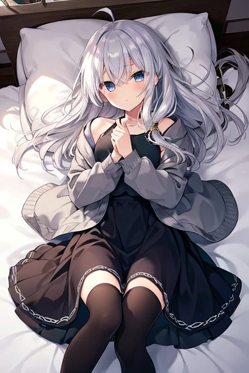 ((highest quality)), ((masterpiece)), ((Very detailed)), (非常にcute),A woman with soft, silky white hair, alone, Friendly attitude,(()),女性はandても(cute)and(cute)exterior,Bright eyes,優しい白色の髪andグレーの毛先,明るいbackground,Long Hair - Straight,An illustration, Knee-high socks,Then I'll wear it.,Wear a loose hood (masterpiece)), ((Very detailed)), (andてもアクティブでクール), A woman with soft, silky white hair, alone, cute態度,background(Pure white wall),Long Hair、Wearing a hood、Facing the viewer