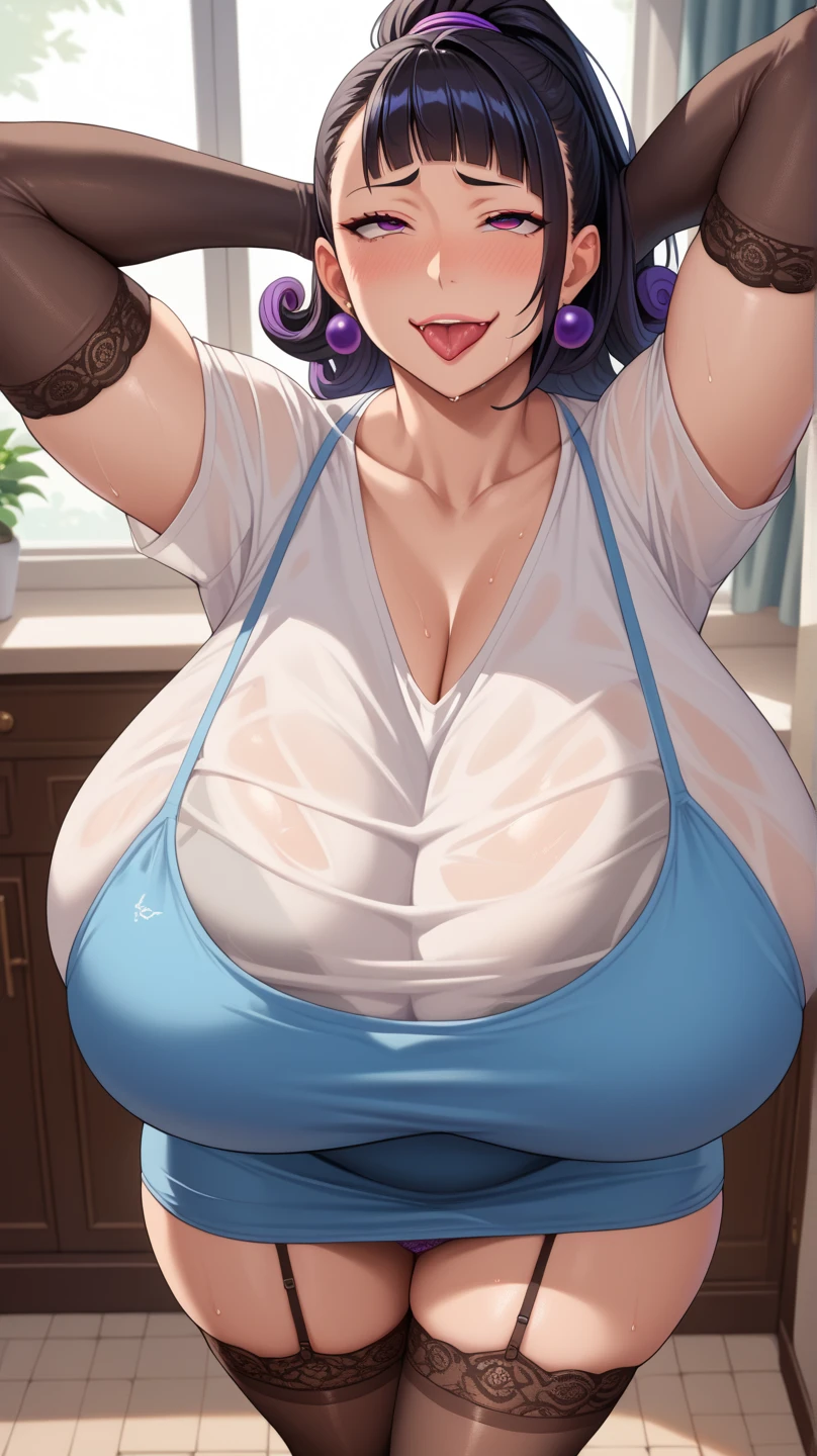 (((((((1 girl))))))), cabelos pretos, olhos amarelos, cabelos muito longos, ((((((musculoso)))))), alto, pale skin, ((seductiveexpression)), Tampo do tanque, Leggings huge tits ((chubby)) ((good hands))
