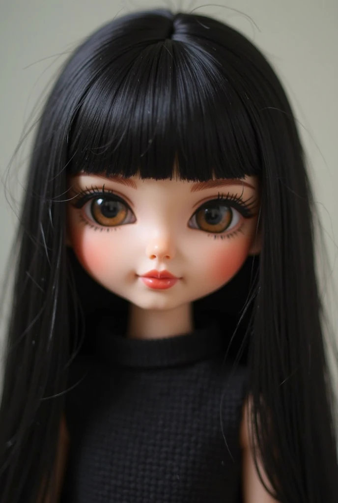 A blythe doll with short shoulder-length hair, black and wavy, without any type of fringe