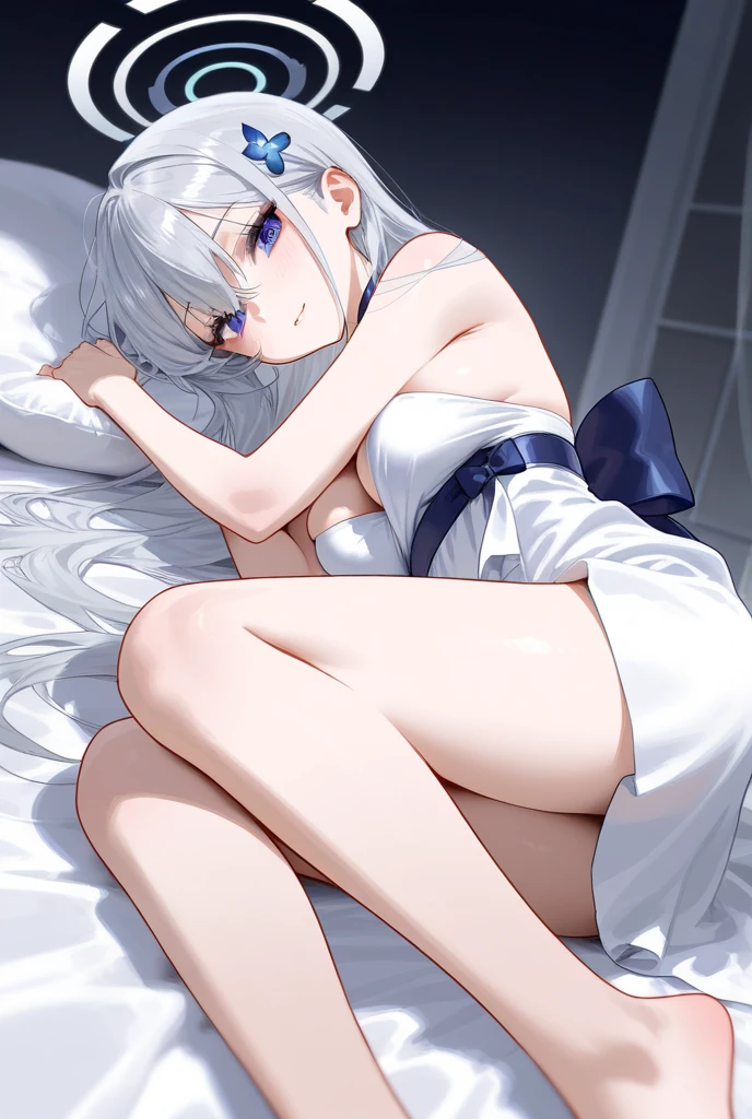 Full body bedroom,onbed,Girl with short white hair spreads her legs in dimly lit bedroom,white stockings,Cover your mouth with your hands,Messy hair,Long hair scattered on the bed,Juice,unwear,saliva