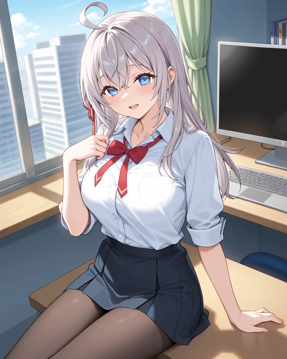 Una chica en la oficina vestida de secretaria con la camisa poco abotonada mostrando los pechos