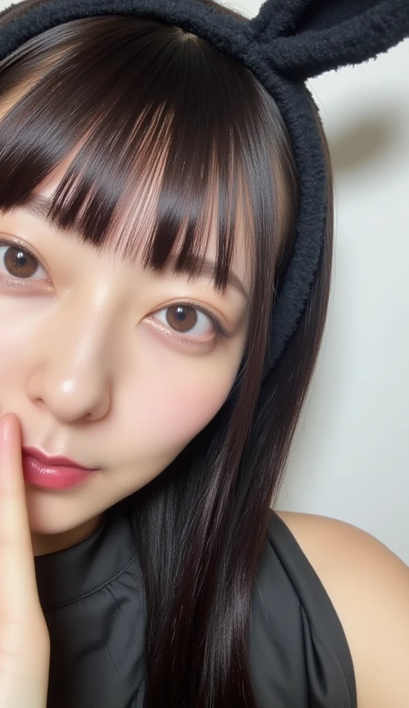 Arabian asian woman wearing black t-shirt, Medium Short Hair、Yoshitomo Nara, shikamimi, Chiho, mayuri shiina, sakimichan, For whom?, Chiho ashima, Girl cute beautiful face, [32k hd]^10, narumi kakinouchi