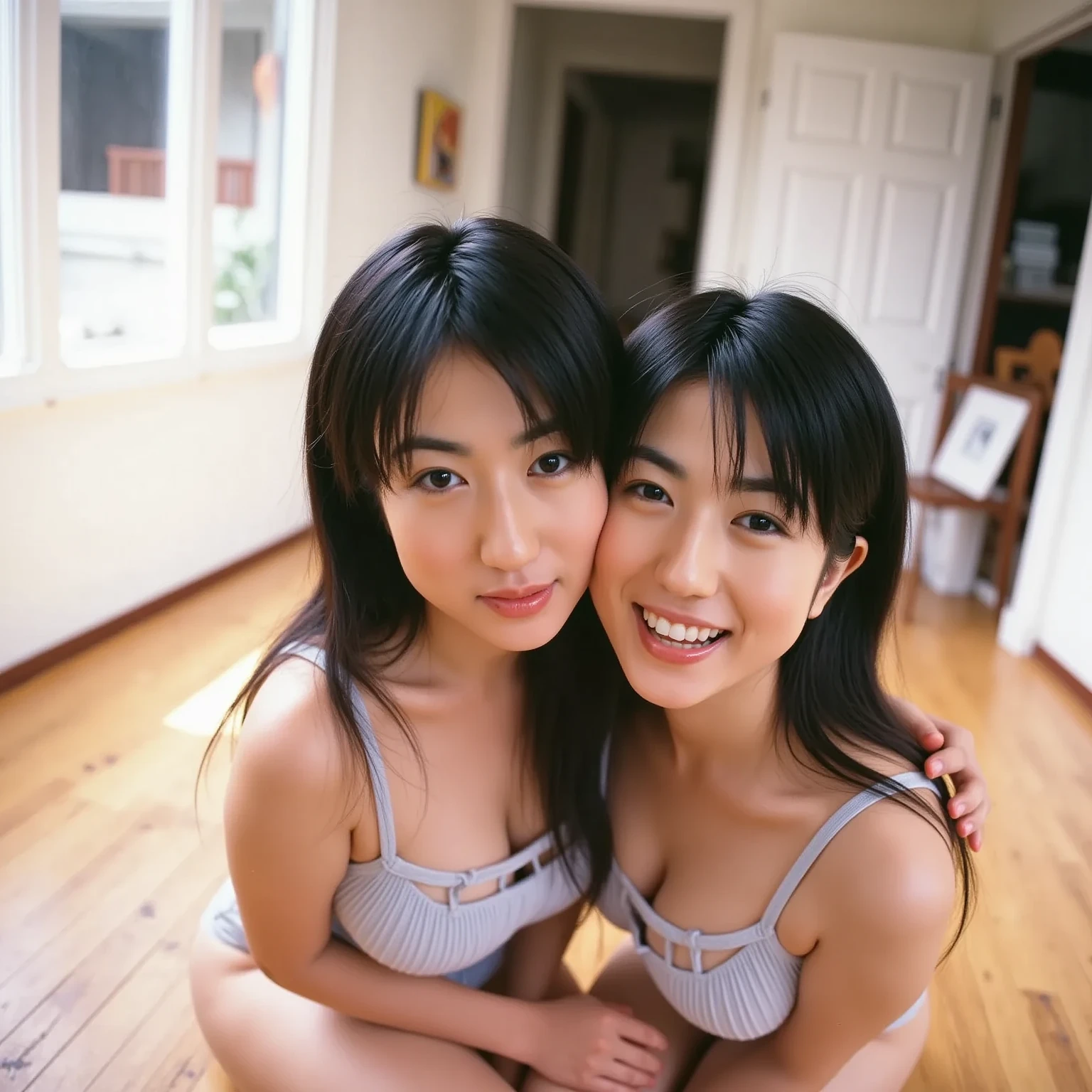 (Raw photo、highest quality)、(realistic、Photoreal:1.3)、(identical twin sisters:1.6)、masterpiece、very delicate and beautiful、very detailed、nffsw、unity、8k、amazing、Detailed details、super detailed、High resolution、absurd、soft light、(black haired、short hair、curly hair、messy hair、bangs)、detailed beautiful girl、finger details、very detailed目と顔、beautifully detailed nose、beautiful and fine eyes、(light shines on your face)、looking at the viewer、(closed)、cute、young、Adult-like appearance、white skin、(Half body:1.3、Sitting )、lifelike face、realistic body、beautiful thighs、black shirt、(half laugh:1.3)