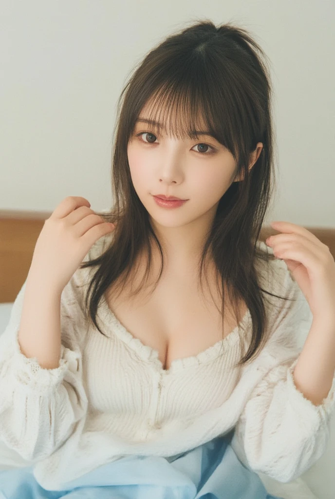 (Disheveled kimono、The white bra is visible)、Dark Japanese-style room、Candle lighting、Dark indoor、Lying on your back on the tatami、Skin texture is natural,One Woman,japanes,,kawaii,A dark-haired,Middle hair,beutiful breast、Beautiful valley、Angle from above