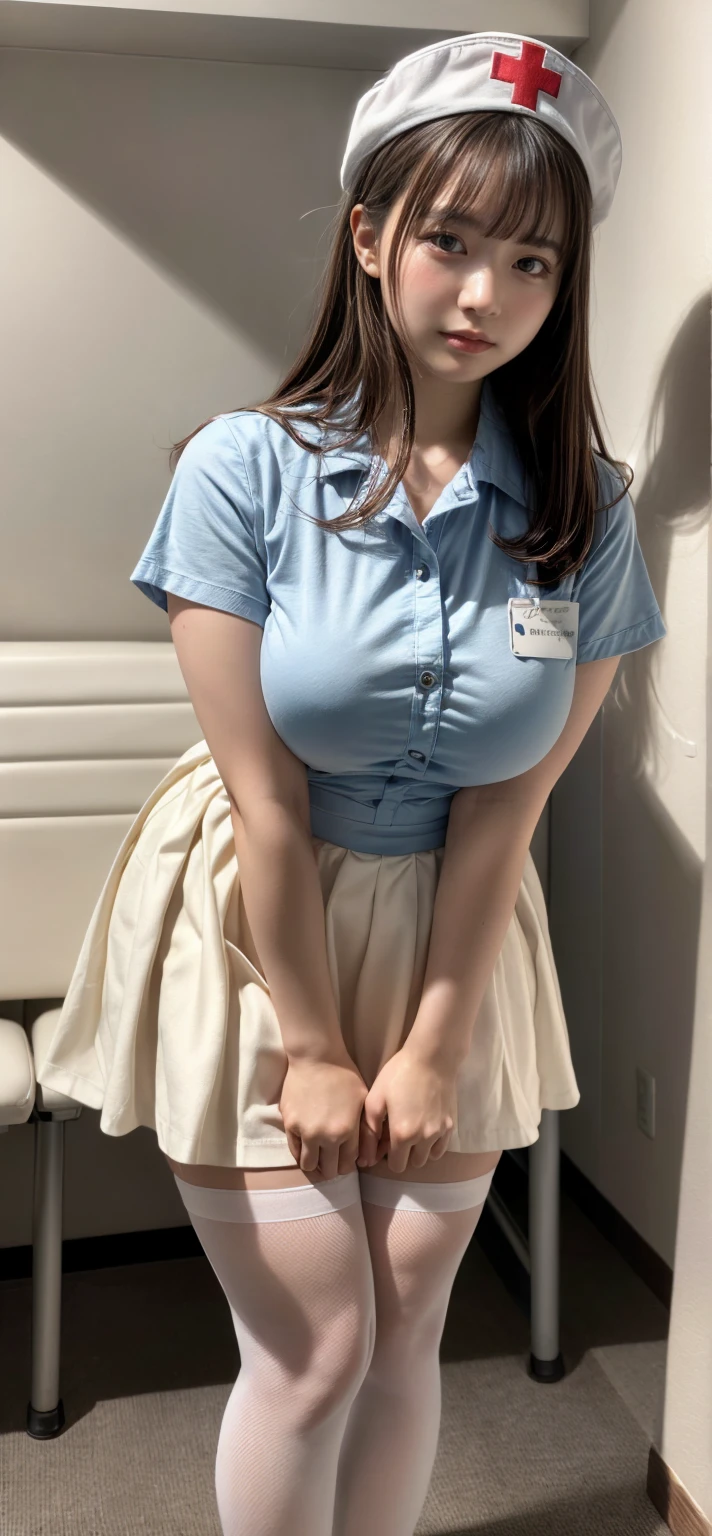 hightquality、masterpiece、ultra res、cute girl face、kitchin、barechested、pinafore、Naked apron、full bodyesbian、Famous actresses of Japan、very beautiful face