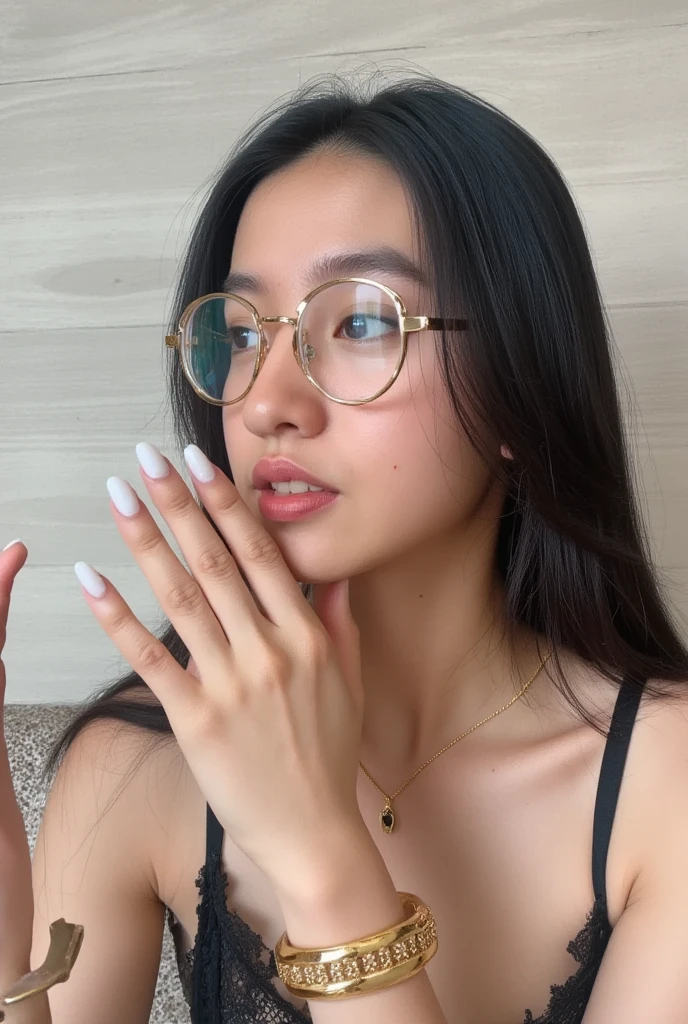 Gorgeous smiling Asian girl