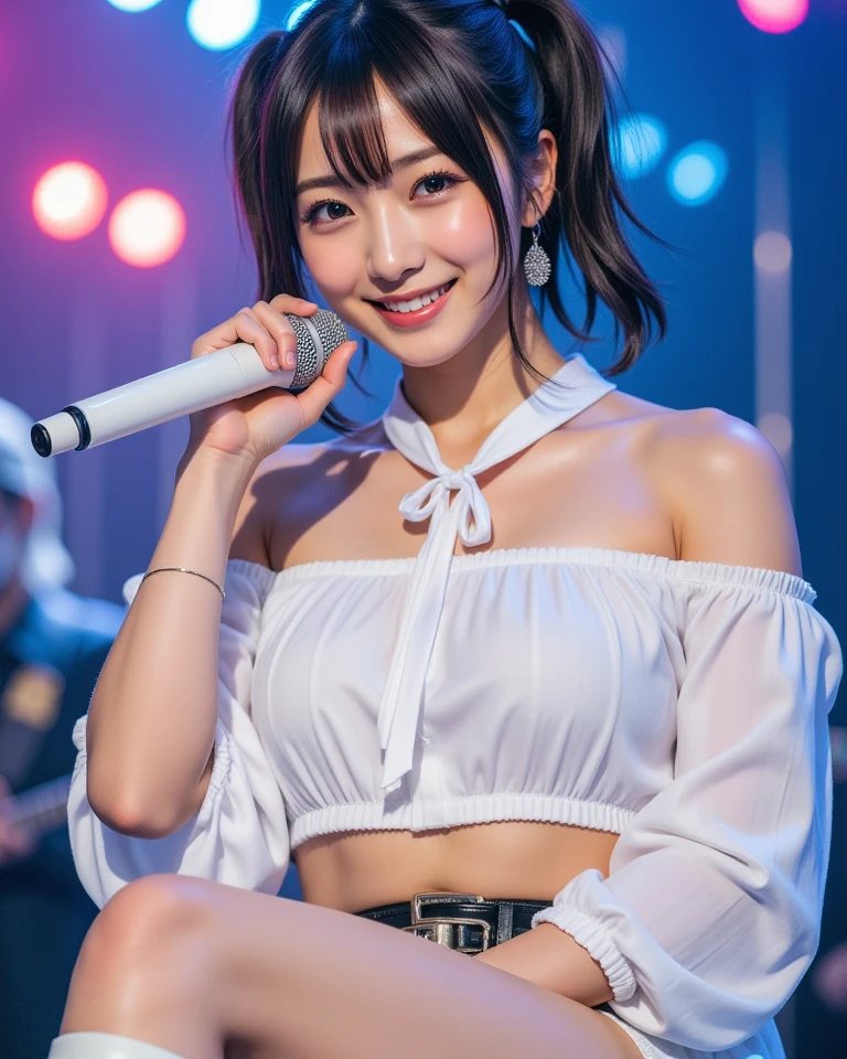The stage costume is torn and the nipples are sticking out,(((ripped clothing))),Bare shoulders,chest,cleavage of the breast,nedium breasts,Protruding,Tube Top,abdomen,Navel,stomach,Constricted waist,