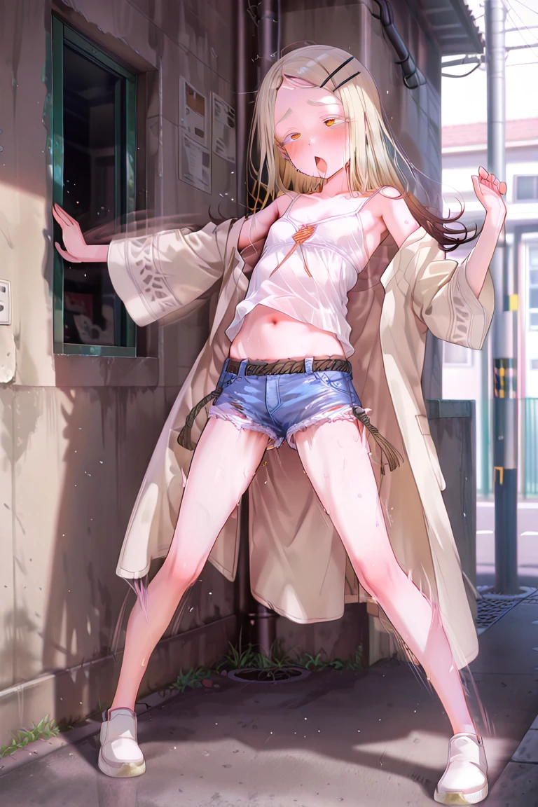 Undressing, Young Girl, shortpants, Lori, full of sweat, Hot summer, Slender thighs, A woman standing naked、Exposed、Be undress、Nothing to wear、undress、I want to show、