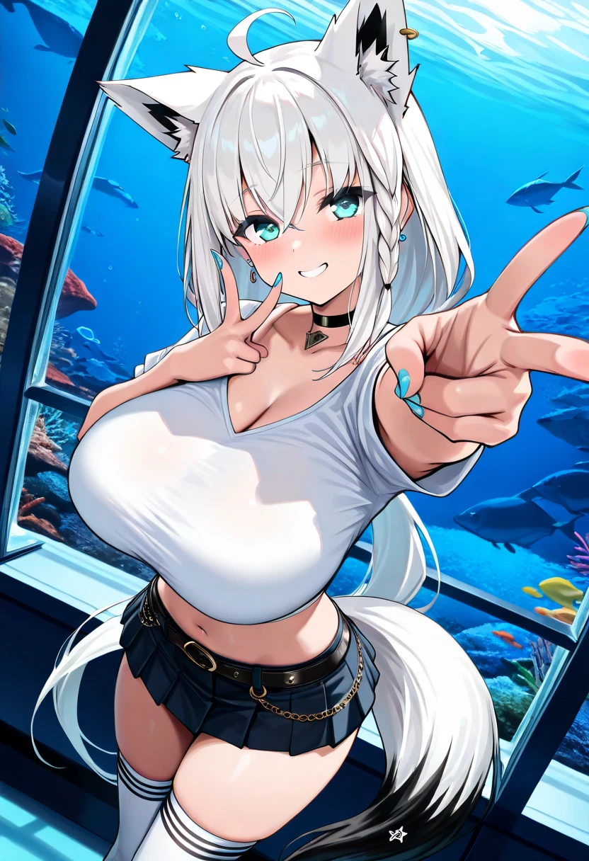 女の子1人, Silbernes Haar, Lange Haare, blaue Augen, mittlerer Brustumfang, Schwarze Kleidung, nackt, Suggestive expression, Schwarzes Katana, in a street, Masturbation, 1 Schleim, Sex