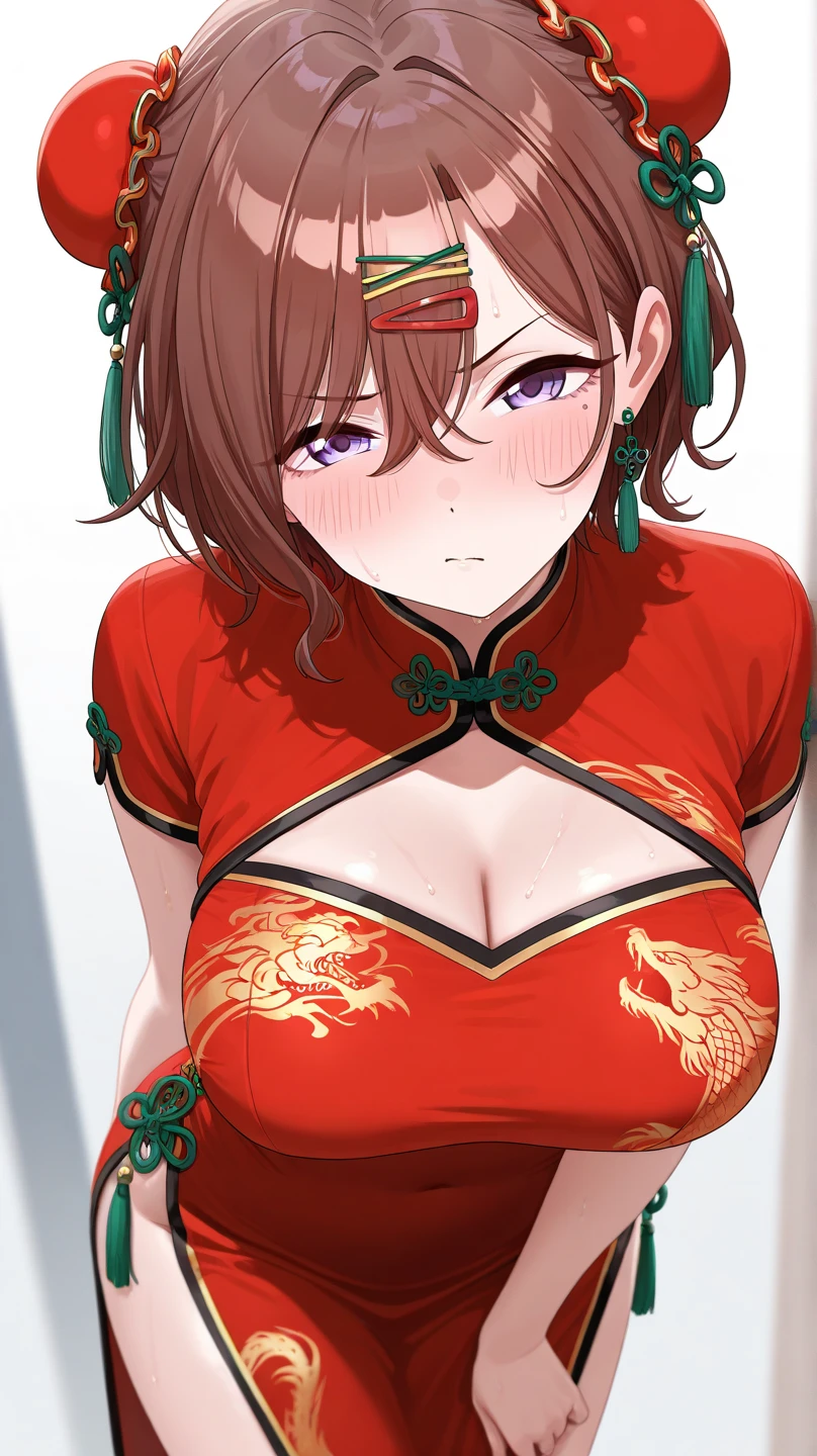 Momoku, Hello, Short Twin Tails, Bright Eyes, Ahoge, (Dragon Tail:1.1), Collared dress, Sleeveless dress, tie, Large Breasts, (Point to your audience:1.035), Cover your mouth, (Conceit:1.2), :d,, indoor, office, Sitting at a desk, (Bag of chips:0.7), masterpiece, 最high quality, high quality, High resolution, Big Tits