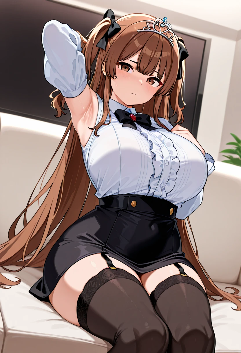 Noir (NIKKE) bunny black usando uma leggings