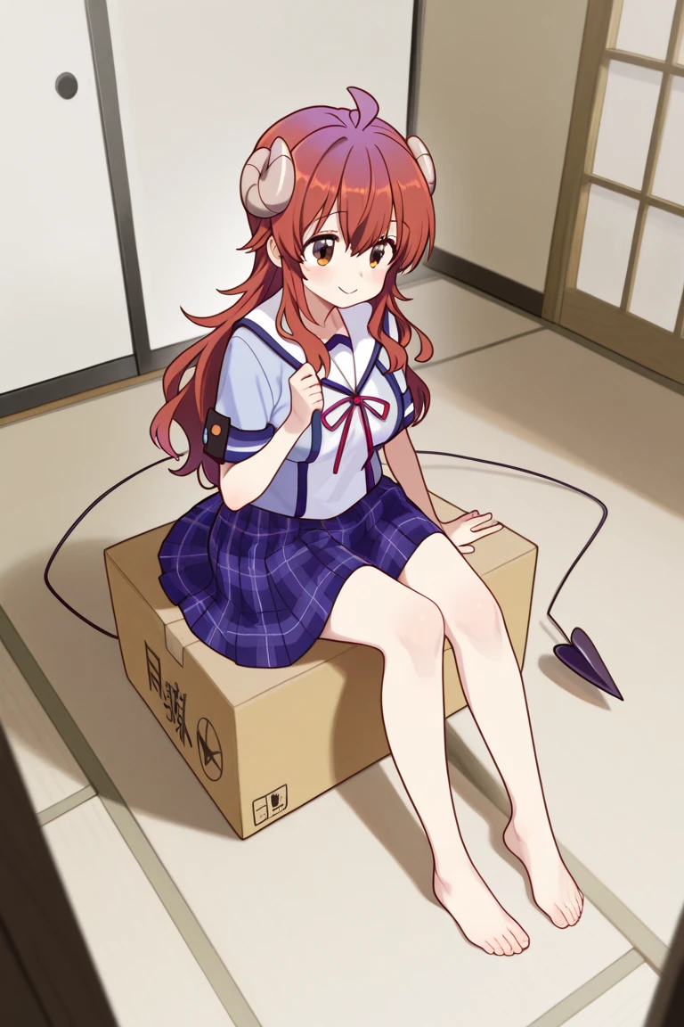 yoshida yuuko \(machikado mazoku\),brown eyes,red hair,long hair, ahoge, horns,demon tail,school uniform,sailor collar,blue shirt,whit shirt,neck ribbon,short sleeves, plaid skirt, black ,barefoot,sit on a cardboard box、smile、畳を敷いたアパートの部屋