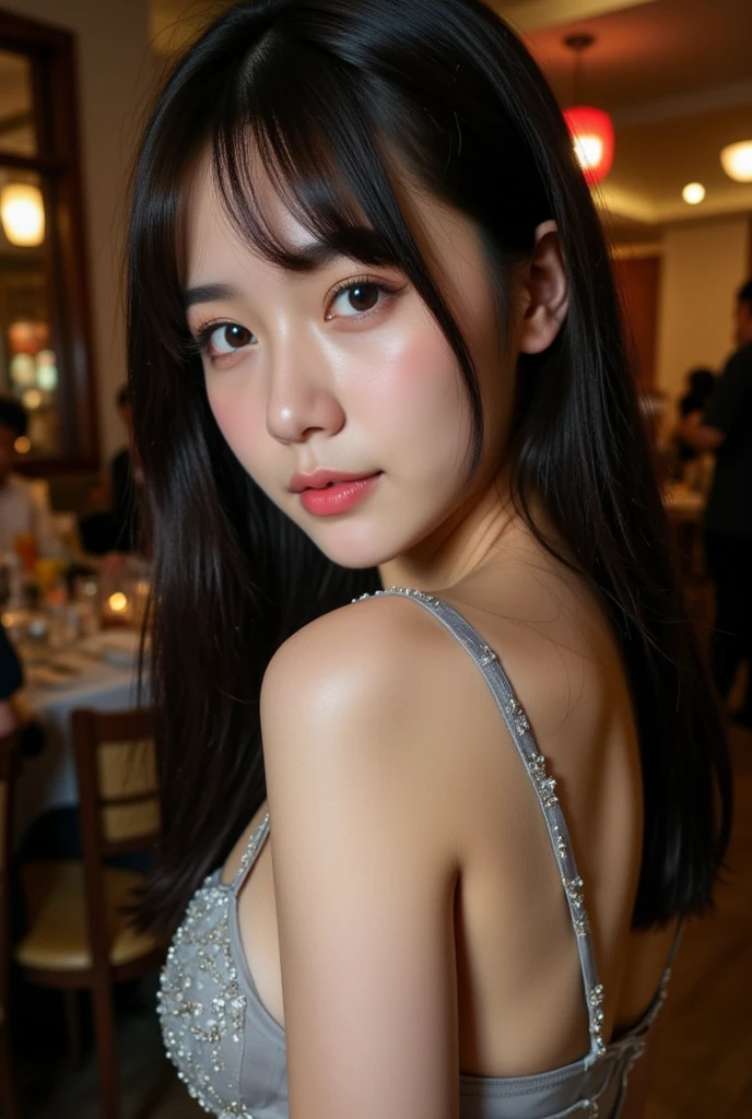 downbrouse、(Color Dresses:1.2)、(realisitic、Photorealsitic、ultra-detailliert、Highest Details Skins、top-quality、masterpiece、超A high resolution)、Realistic skin type、japanes、23years old、Very pretty girl、short-cut、Shot from above、wedding hall、chies