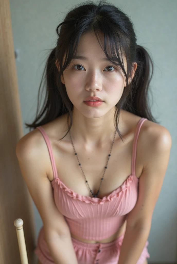 ((highest quality、8k、masterpiece:1.3)),((((upper body shot)))),(((silk bra))),(((sagging breasts))),(((gigantic breasts))),Ultra-high resolution,big eyes,Japanese,bangs,(a girl),(1 girl),baby face,lolita,((16 years old)),((cute)),pretty,((facing at viewer)),(twintail),street
