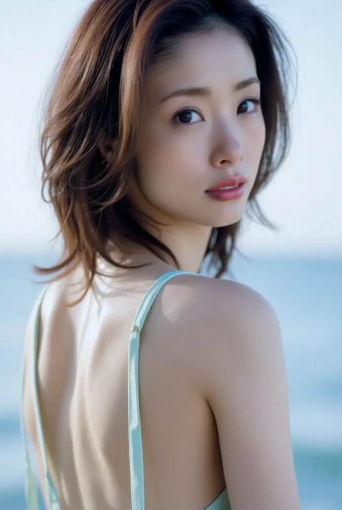 run away, European fashion models, European women,(Slim Body)、G-Cup、Beach,charm, The paparazzi took her picture.., blonde, Brown eyes, 8K, high quality, masterpiece, 最high quality, High resolution, Very detailed, Volumetric lighting, Genuine,smile,,(nsfw:1.5)