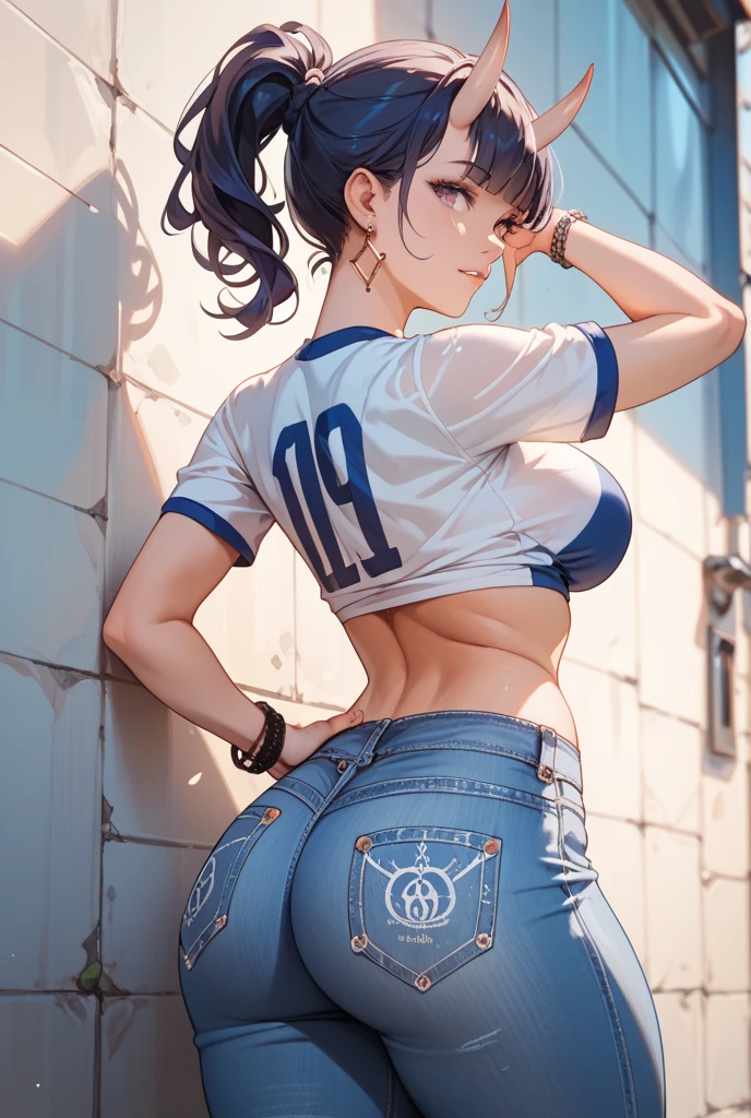 A woman wearing full-zip shorts eats a tlayuda at a taco stand　Jeans have a belt　Belly button piercing　　With side slits　Big Ass　　Upper body naked