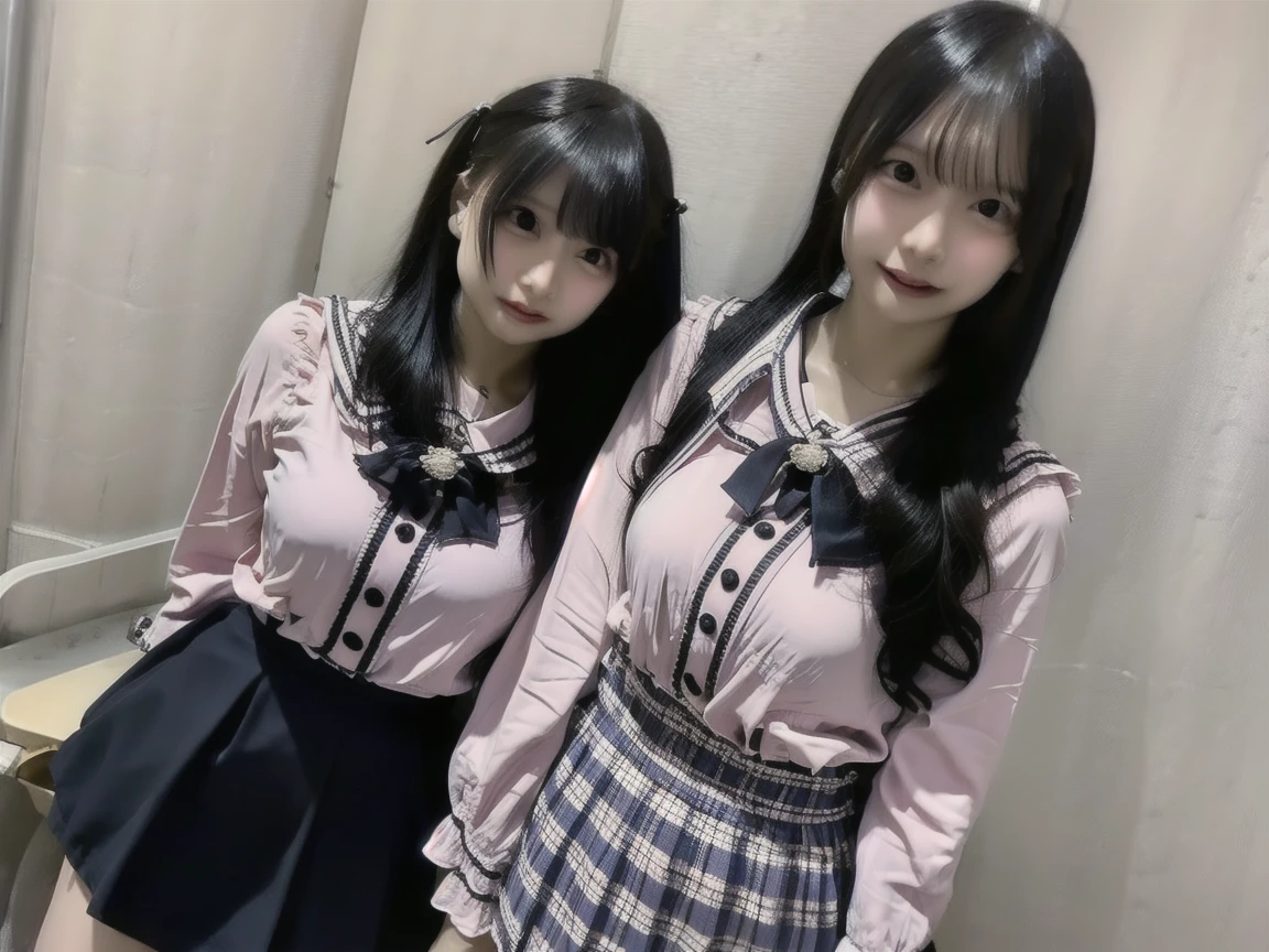(8K、top-quality、masterpiece:1.2)、(realisitic、Photorealsitic:1.37)、ultra-detailliert、1womanl、 20yr old、独奏、((Beautiful ribbons))、(((A dark-haired)))、(a smile:1.15)、beautiful finely detailed eyes、(shirt with collar:1.1)、business clothes、(short-hair:1.2)、 (((Art Room)))、 picture frame