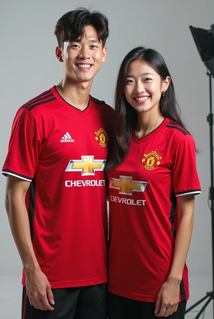 Draw the same photo as this