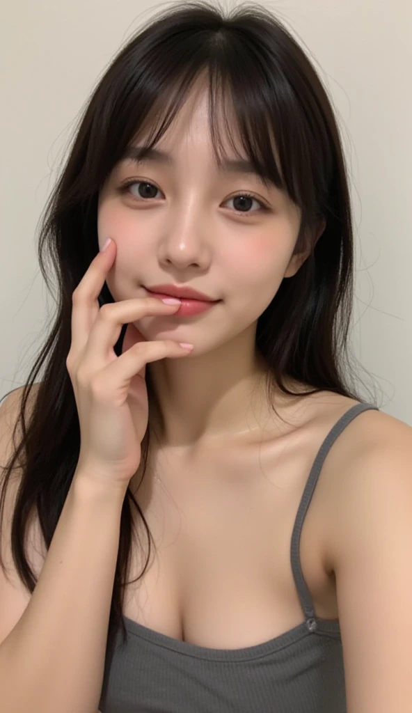 8K, Best Quality, Masterpiece, Ultra High Resolution, (Realism: 1.4), Original Photo, (Real Skin Texture: 1.3), (Short Hair Level) (Film Grain: 1.3), (Selfie Angle), 1 Girl, Beautiful Emerald Gemstone Eyes and Exquisite Face Details, Pink Top, Masterpiece, Best Quality, Close-up, Upper Body, Looking at the Viewer, (Smiling Naturally: 1.2)