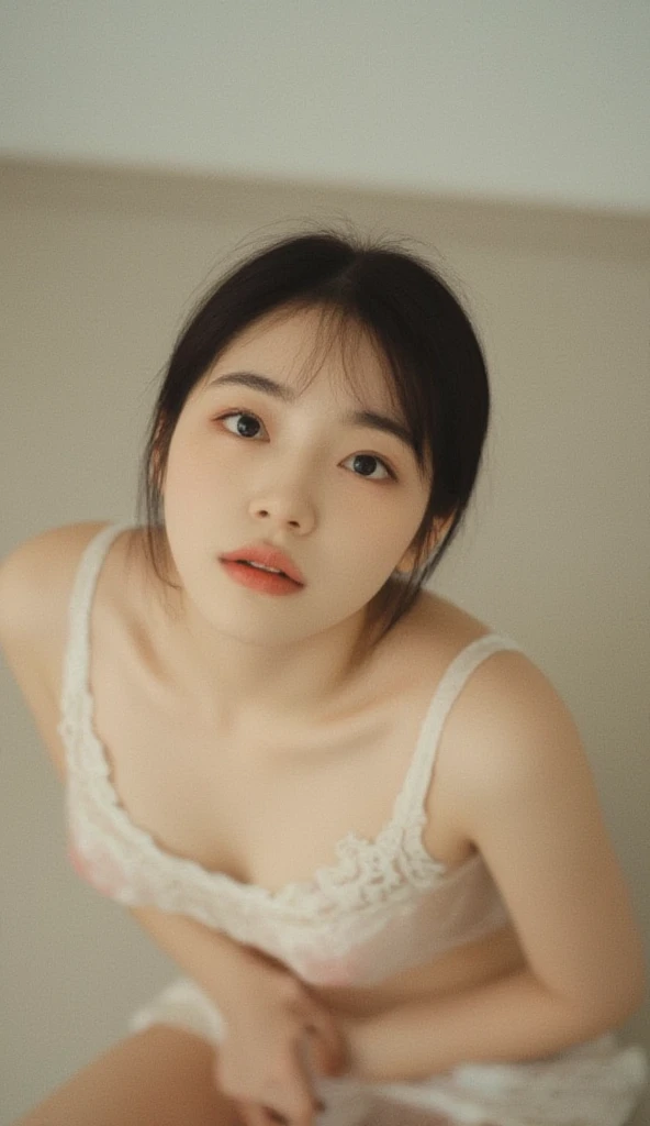 Ai Shinozaki、15yo student、a baby face、kawaii、posterior view、Sauce order、hitornfreckles、Panties visible from the sailor suit、Round butt、