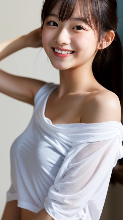 Black Hair　Japanese beauty　White tank top　smile
