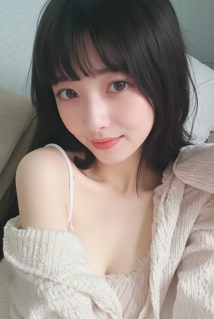 8K，best qualtiy，tmasterpiece，超高分辨率，（真实感：1.4），RAW photogr，（True skin texture：1.3），（filmgrain：1.3），（Selfie angle），1个Giant Breast Girl，Beautiful eye and face details，tmasterpiece，Best quality at best，closeup cleavage，The upper part of the body，hair tying up，