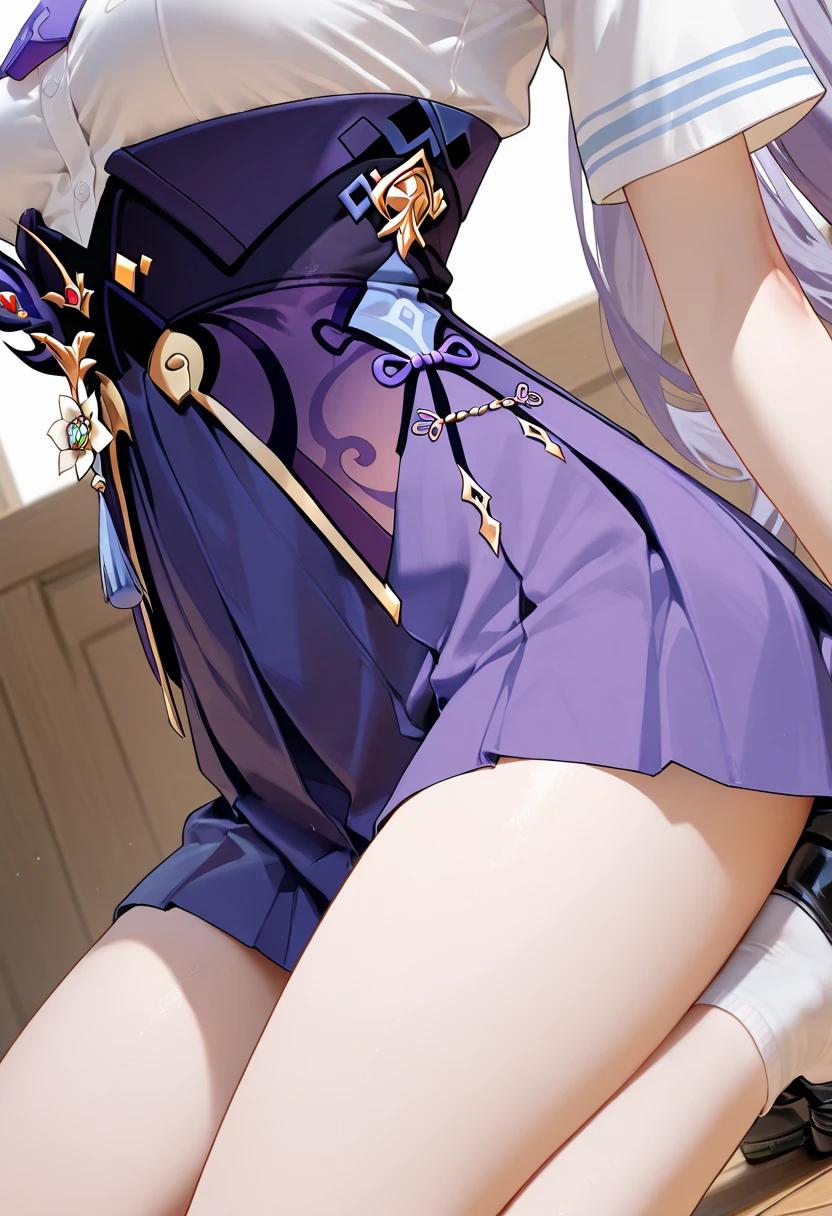 anime character with a tattoo on his arm and a cat on his arm, detailed legs looming over you, tiro detalhado pernas-up, coxas grossas e lisas, detailed legs towering over you, Estilo Genshin Impact, pernas grossas e lisas da estrutura de guerra, pernas detalhadas, pele de detalhes extremos, pernas grossas de warframe, ayaka jogo genshin impacto, O impacto de Ayaka Genshin