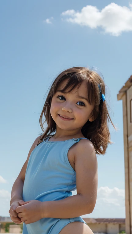 there is a young girl holding a pink toy on the beach, menina jovem bonito, cabrito, quatro anos, com um lindo sorriso, bonito e sorridente, doce e inocente, menina bonita, menina sorridente, Photo Session, 4 anos de idade, Beautiful girl, Rapariga, Alanis Guillen, Marischa Becker, menina jovem bonita, menina bonito, unicornio no fundo,