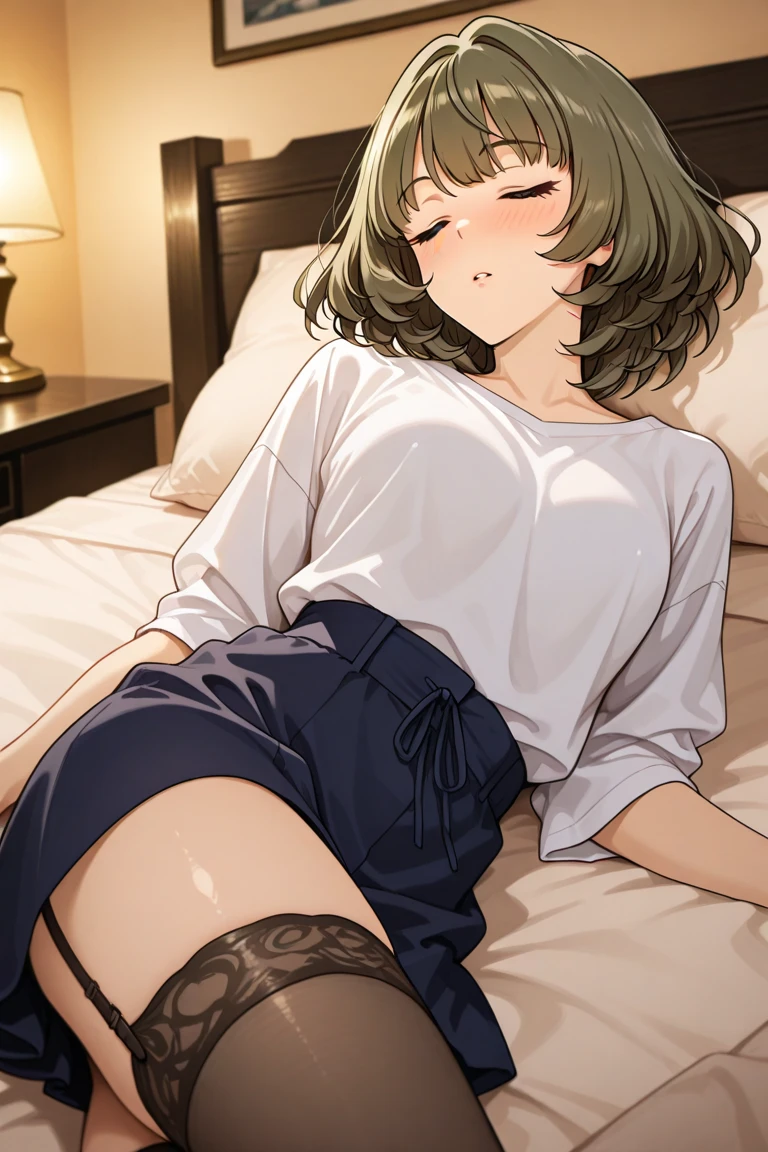(((Put your hand in your panties)))、hug2Top quality talent Deep Kiss joy Intertwining tongues beautiful girl Black and blonde ponytail On the bed 、Pink good、Pink Panties、Small breasts