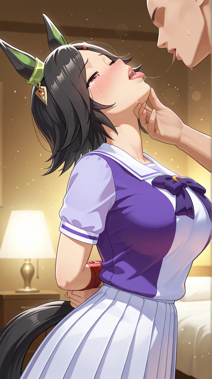 masterpiece, top-quality, 1girl in,Elzhda Rina, Brown-haired side hair、Semi-short back hair、a purple eye(Heart shaped pupils) 、Bird hat、A sexy、Bedroom background、fullnude、GCup Breast、red blush、Face during estrus、Only the upper body is visible、Courtship action、dripping with open mouth、a closeup