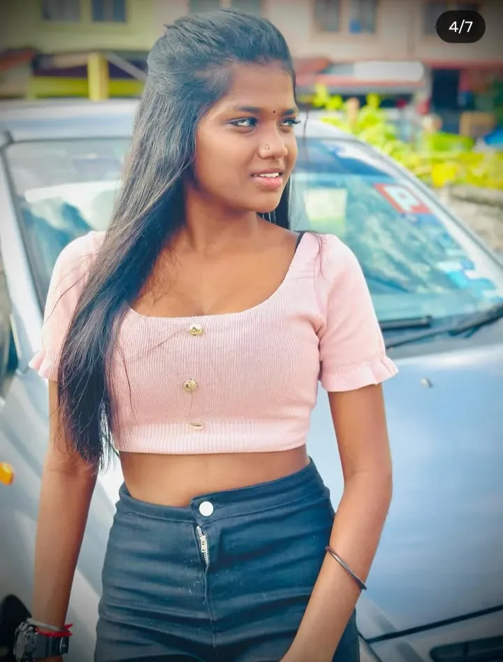 Grey colour skirt