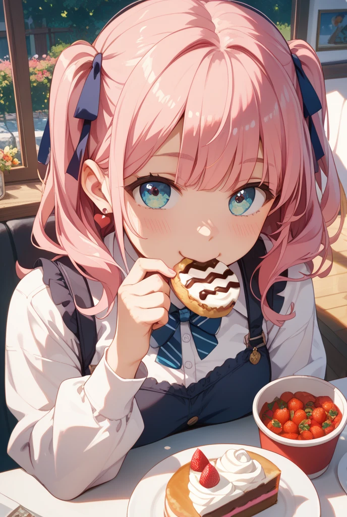 pink hair、２Tsuno no Odango Yubi、from belon、Cute mouth、eats shortcake、It looks delicious