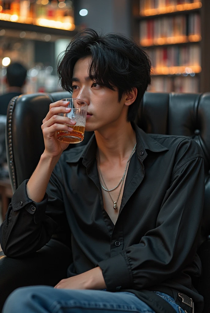1boy、Photo Quality、Handsome Men、Mash Hair、Japanese male, 、Completely naked、Full nudity、erection、Huge penis、Highest quality、Realistic、beautiful、Lots of bottled beer、bottle wine、Surrounded by whiskey bottles、Inside the apartment、Candle flame