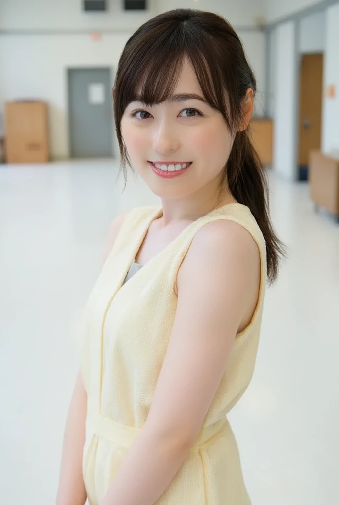 (((naked)))、(((beautiful naked)))、(8K、Raw photo、highest quality、masterpiece:1.3)、(realistic、Photoreal)、(very small breasts:1.1)、stylish、Snazzy、full body、(((naked)))、(((beautiful naked)))、(((in dressing room)))、(((very thin pubic hair)))