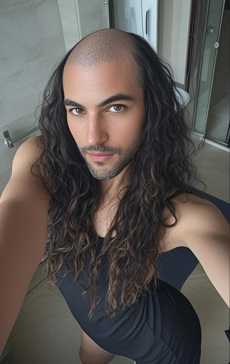 homem arrapado com longos cabelos cacheados e sem camisa sentado na cama, um homem negro com longos cabelos cacheados, com longos cabelos cacheados, curls on top of his head, ele tem cabelos castanhos curtos e cacheados, cabelos ondulados espalhados, cachos por cima, curly middle part haircut, longos cabelos cacheados escuros, mid long hair, o extremamente quente e sexy, com cacheado longo
