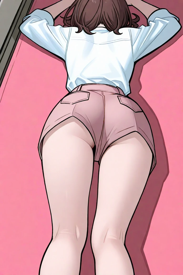 Momoko Koigakubo, a tall girl with beautiful legs, is standing from behind in a white gym uniform and light navy blue bloomers that look like panties.。