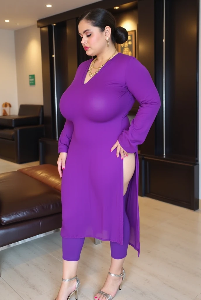 StCey Poole 35 Busty