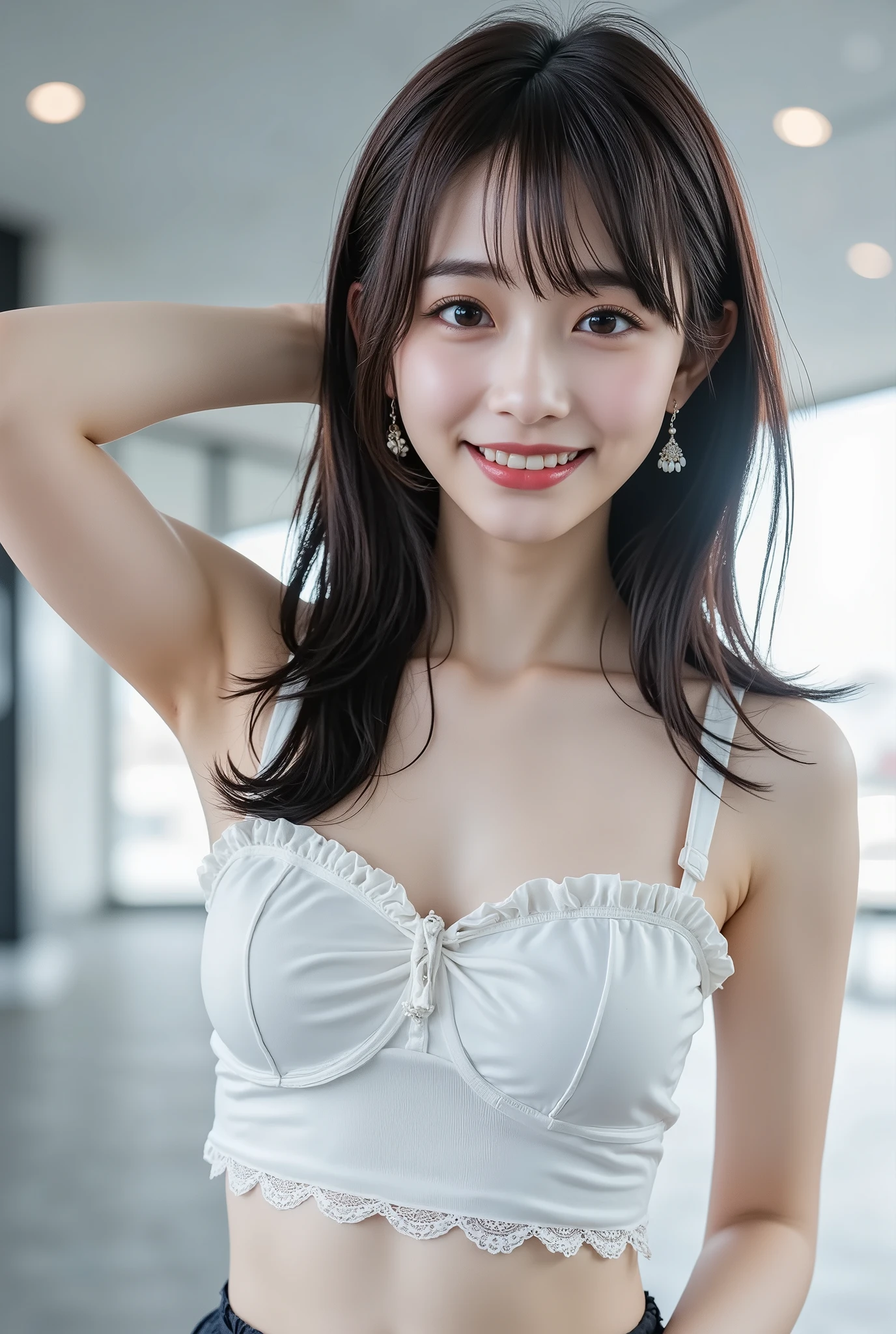 18-year-old high school girl in silver swimsuit(E Cup Breast)