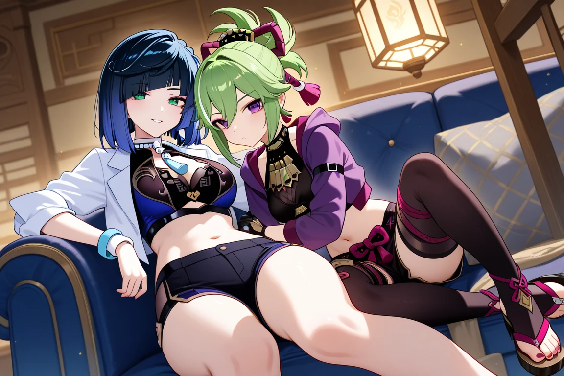 Estatura: Alta. Cabello: Largo, rojo, variaciones violeta, verde. Ojos: Verdes.Atuendo: Kimono with kohaku bow shows a little of her legs and a little of her breasts dressed in a bikini and lace and garter belt with chains .Cuerpo: Bolutuosa y bien dotada.
Ojos: Greens with heart-shaped pupils.