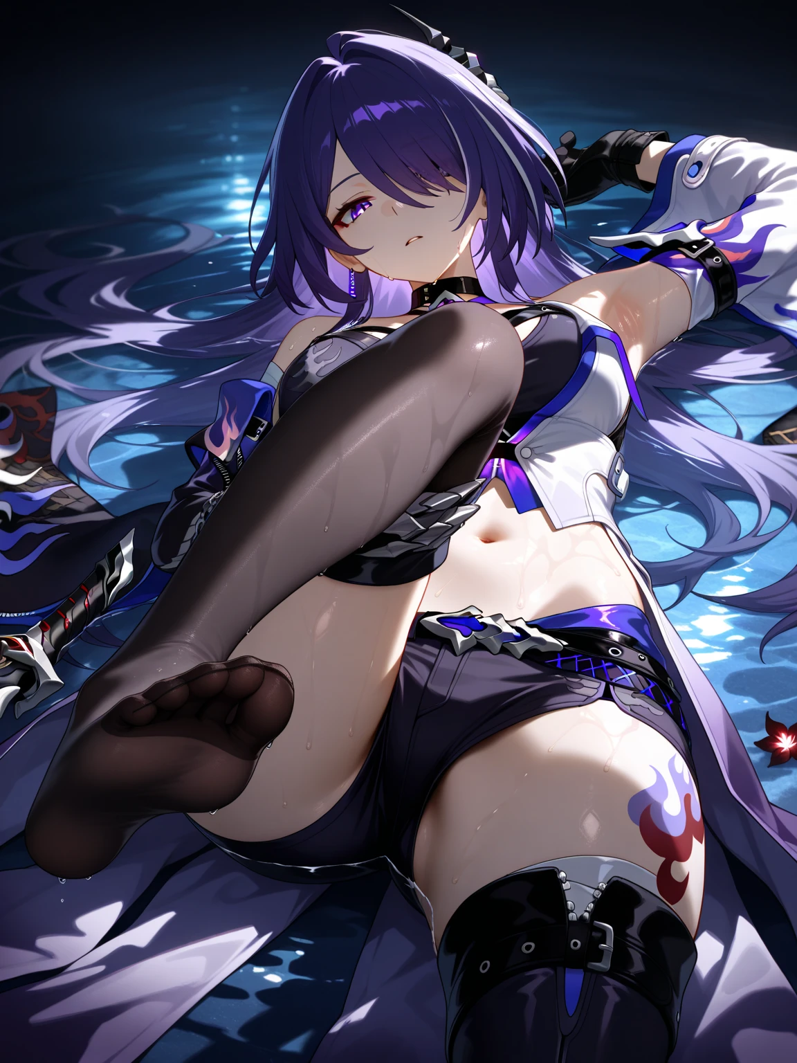 1 girl、belly button、Put your arms behind your back