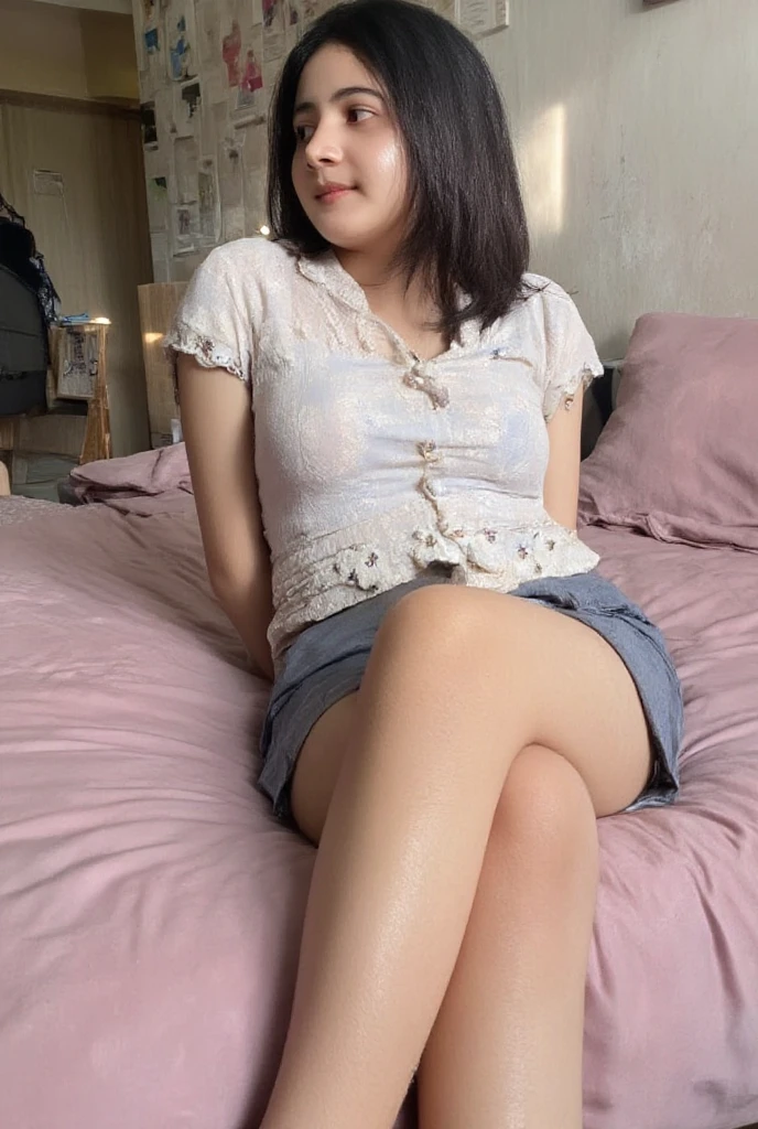 (highest quality、8K、32k、masterpiece、nffsw:1.2)、((underwear))、(Show it yourself)、(Sheer panties)、Panty Focus、Radical panties、pubic hair、Japanese women photos、1 girl、Long Hair、(Brown Hair)、(Big saggy breasts)、double eyelid、skirt、((White T-shirt outfit、白いskirt))、Old apartment room、Messy room、((NSFW))、smile、bangs、40 years old、((自分でskirtをたくし上げる))、(I lifted it myself)、Butt、大きいButt、blush、Split Lip、Don&#39;Don&#39;t look at the audience、Half Body Shot、(in the living room)、(turn around)、(Back Angle)、diagonal、Angle from below、大きなButt、Muchimuchi's lower body、Orange seamless panties