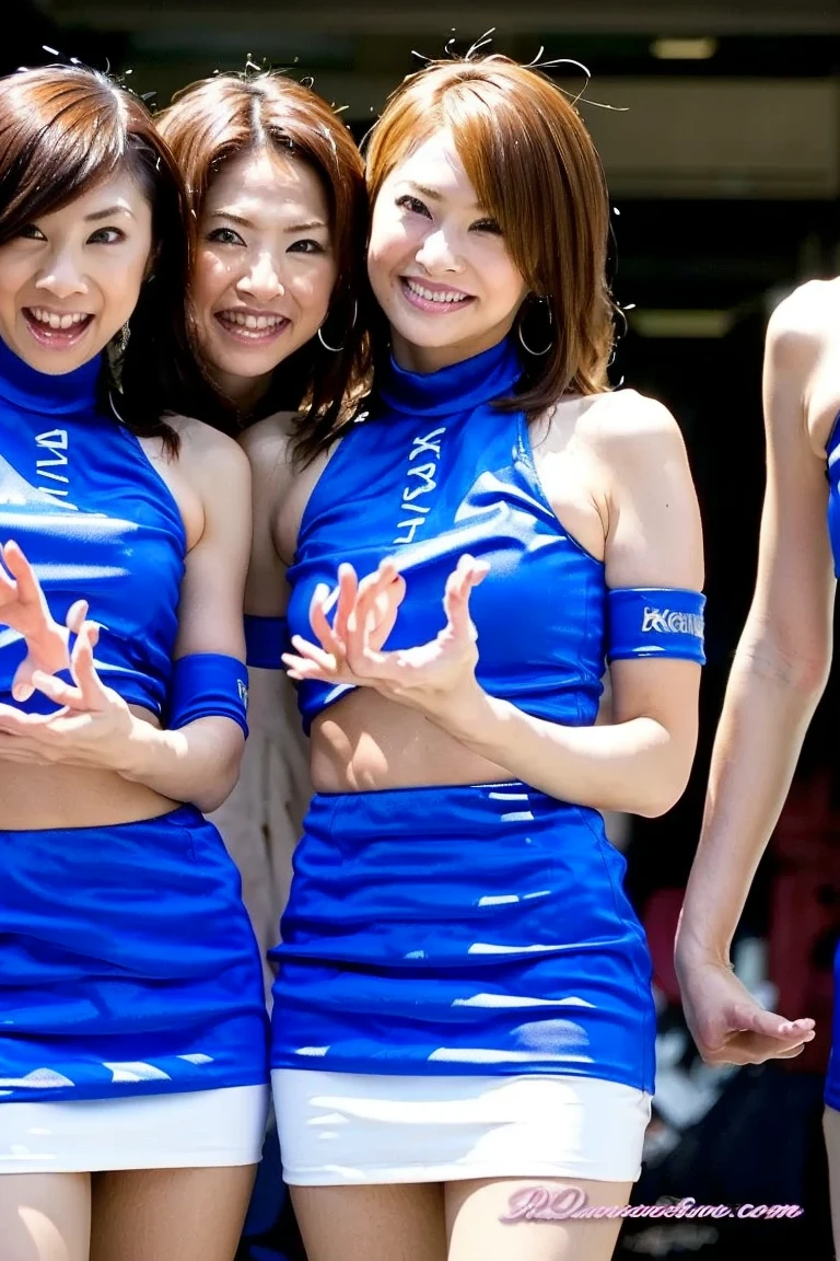 Two women in wetsuits posing for a photo, Yellow and black, Nude,Thighs、