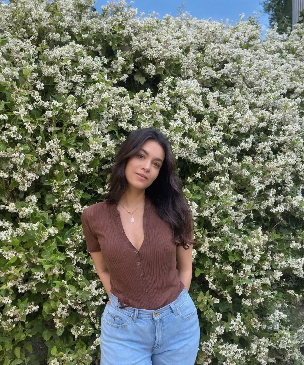 Undress, replace shirt with bra , huge tits, replace trousers with bikini
