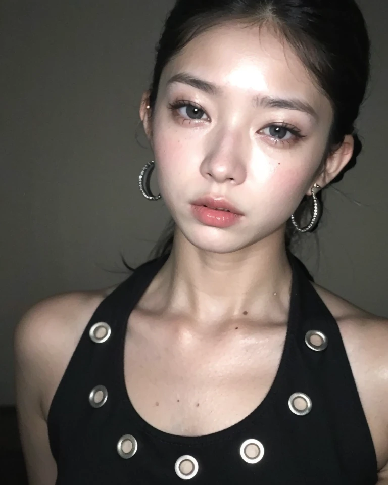There's a woman in a green shirt and sunglasses, Retrato de Sophie Mudd, Xisionwu, asian face, gema chen, ela parece uma mistura de sujeira, asian features, Anna Nikonova aka Newmilky, Lulu Chen, pele verde!, modelo do instagram, Asian girl, Masuimi Max, estilo de julia razumova, olhos verdes penetrantes