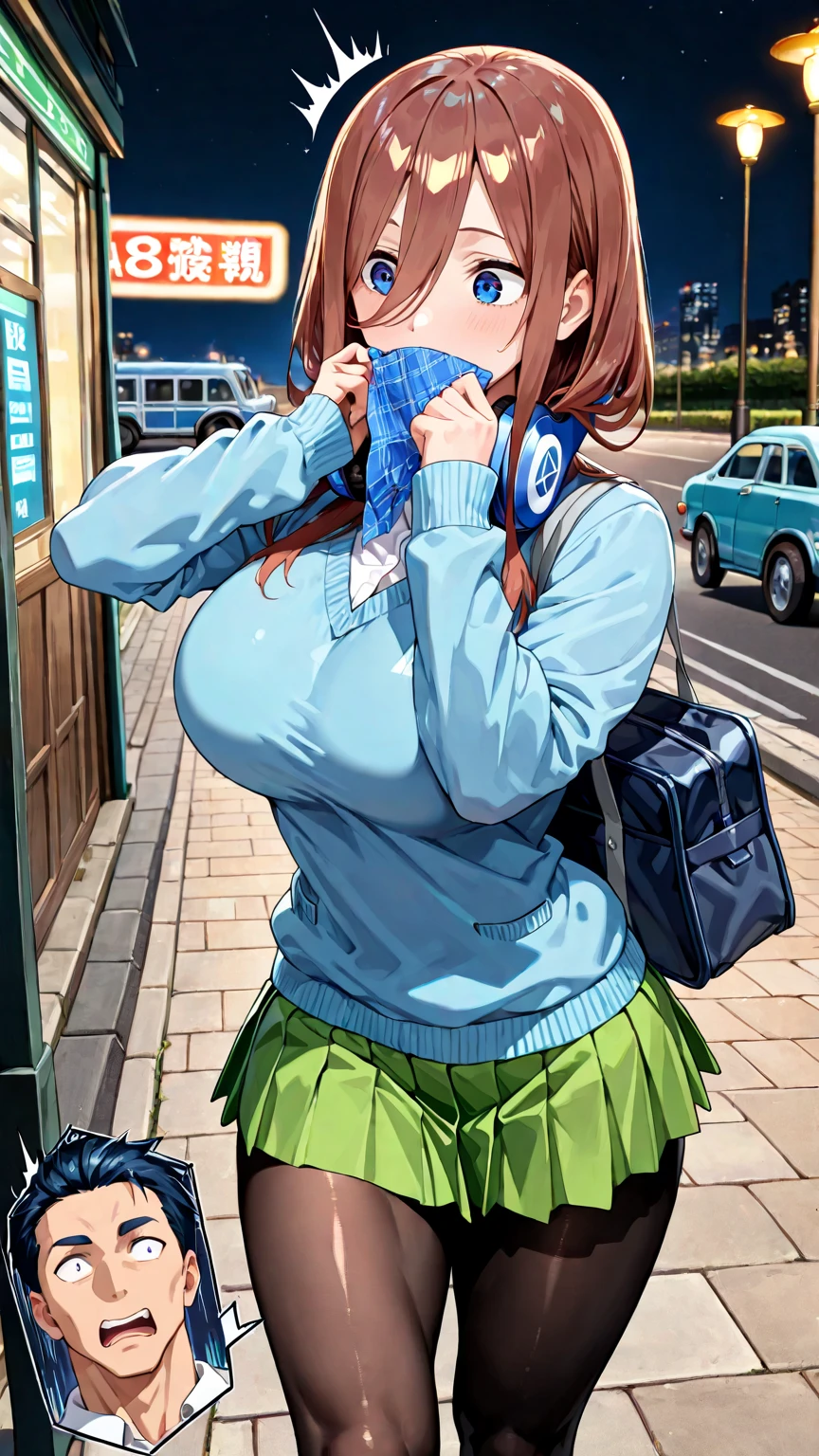 Off-the-shoulder vest,Large Breasts,On the tram,Breasts are touched,Tram idiot