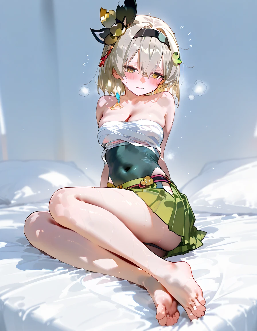 masterpiece、1 girl、(Very small breasts)、（A-cup size breasts)breakperfect face，Expressive eyes、Sensual、cute、break no_Panties 1，break，high quality，Exposed Skin、Yellow-green short hair、Goblins、Delicate and delicate body、Slender body、{Ryurion(danmachi)}、((Perfect and beautiful eyes))、
