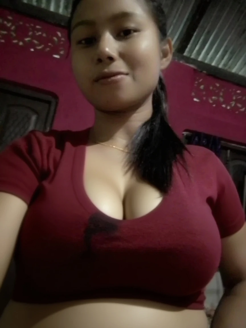 walking in a moonlit courtyard, exotic girl, beautiful indian,(indian babe:1.1), looking at the viewer, shining skin, perfect lighting, the embodiment of grace and elegance, , nsfw, (Big Tits:1.3), clear curvy details, beautiful curves, detailed eyes, detailed pupil, Ultra Detailed, unity 8k wallpaper, ultra detailed, aesthetic, masterpiece, best quality, photorealistic